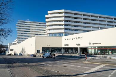 Penthouse zur Miete 1.355 € 2 Zimmer 82,1 m² 10. Geschoss frei ab 01.07.2025 Dr.-Gessler-Straße 2 Königswiesen - Nord Regensburg 93051
