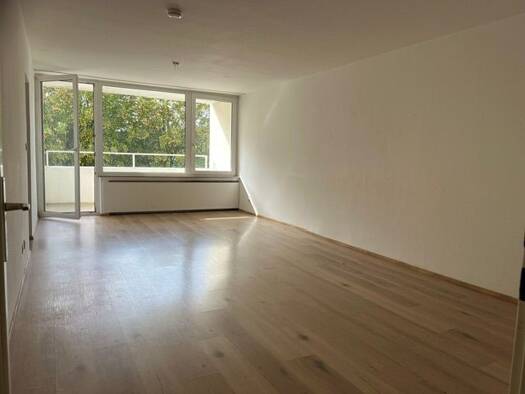 Wohnung zur Miete 650 € 3 Zimmer 86 m² 11 Geschosse frei ab 01.11.2026 Dudweiler Saarbrücken 66125