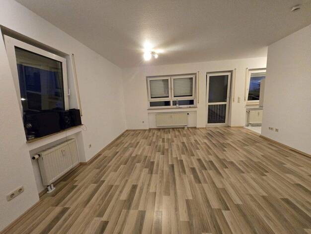 Studio zur Miete 550 € 1 Zimmer 39 m² 1. Geschoss Point 3 Hettstadt 97265