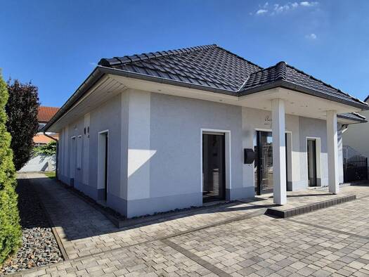 Bungalow zum Kauf 299.000 € 3 Zimmer 102 m² 456 m² Grundstück Teutschenthal Teutschenthal 06179