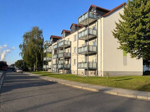 Wohnung zur Miete 415 € 3 Zimmer 59,3 m² 1. Geschoss Am Sportplatz 21 Neukieritzsch 04575