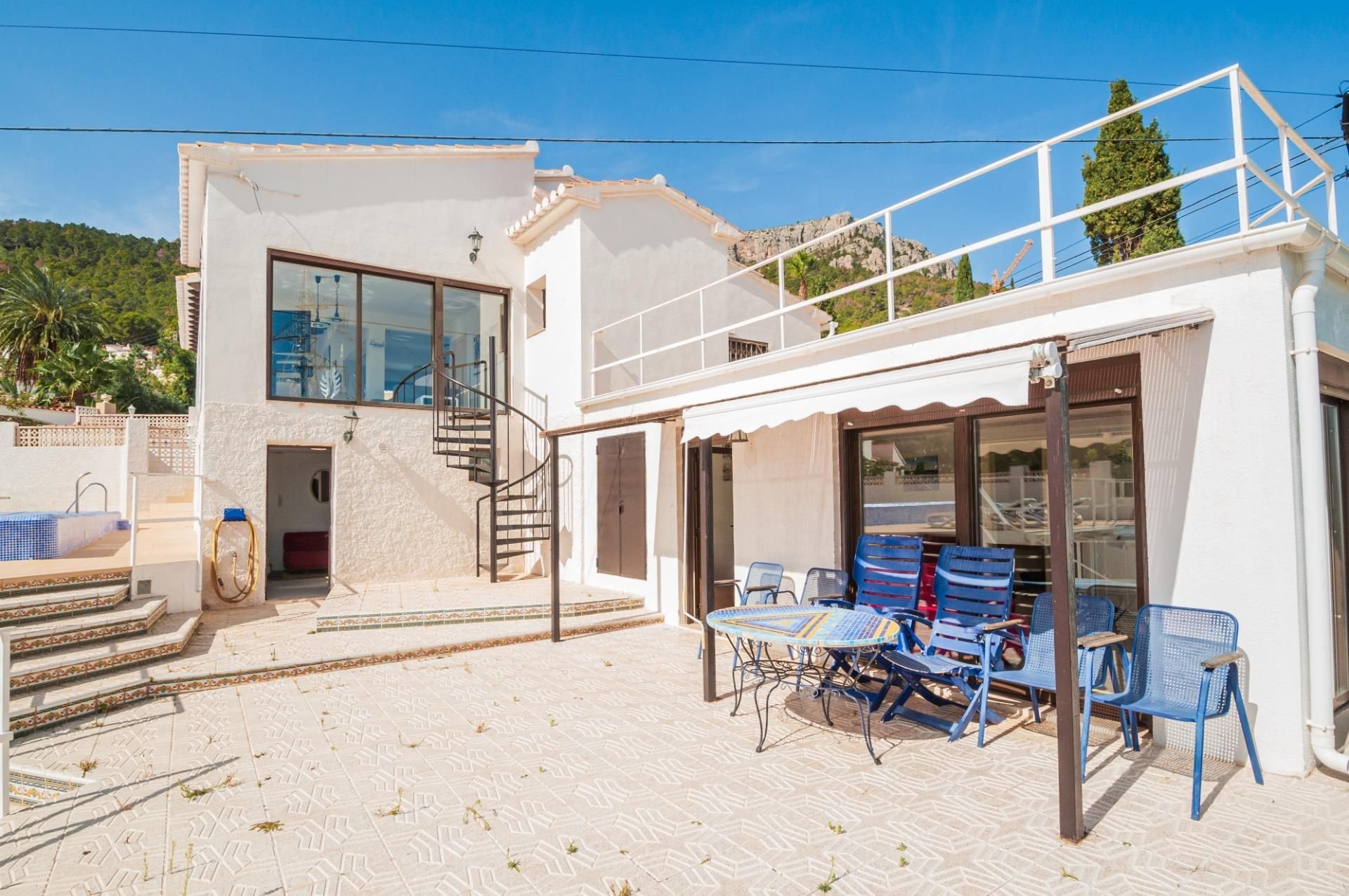 Villa zum Kauf 590.000 € 210 m²<br/>Wohnfläche 800 m²<br/>Grundstück Calpe 03710