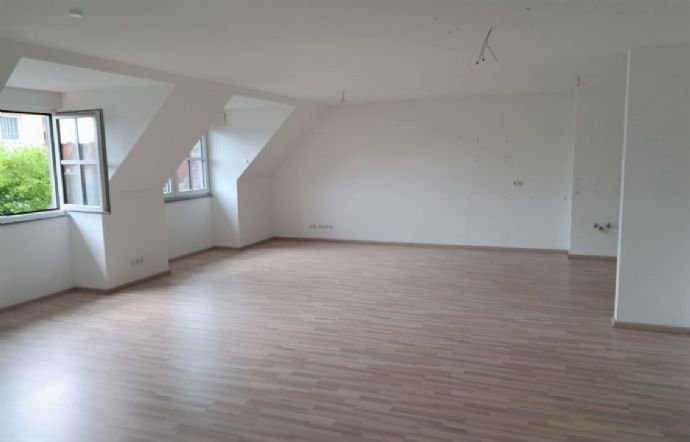 Wohnung zur Miete 1.290 € 3 Zimmer 121 m²<br/>Wohnfläche 2.<br/>Geschoss ab sofort<br/>Verfügbarkeit Brandenburger Str. 26 b Hammerstatt / St. Georgen Bayreuth 95448