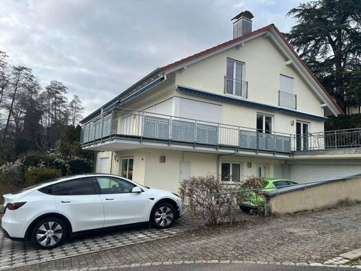 Doppelhaushälfte zum Kauf 1.090.000 € 7 Zimmer 203 m² 314 m² Grundstück frei ab sofort Gaienhofen 78343