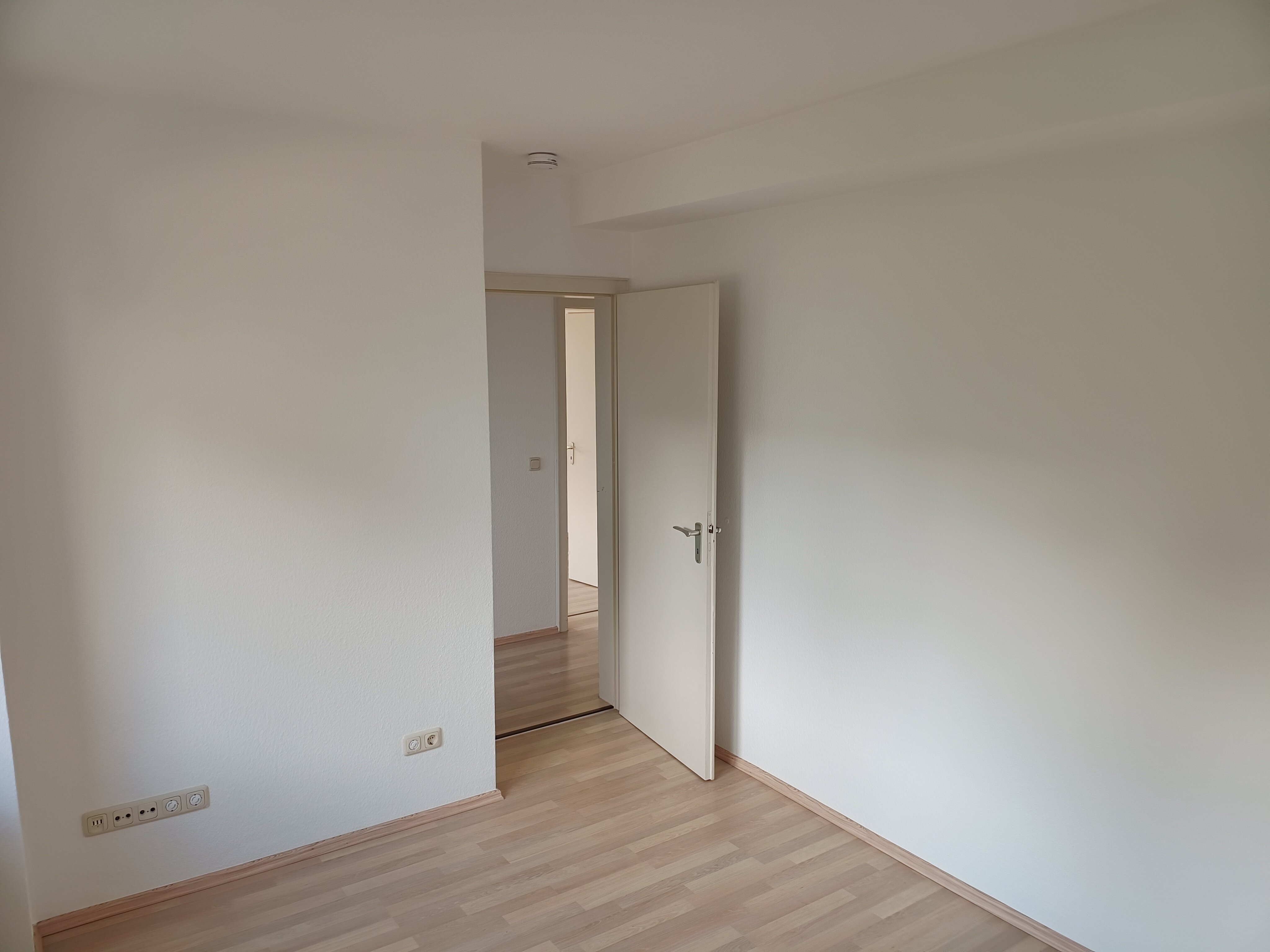 Wohnung zur Miete 1.300 € 3,5 Zimmer 90 m²<br/>Wohnfläche Heumaden Stuttgart 70619