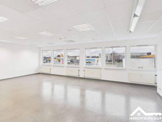 Büro zur Miete 2.354 € 4 Zimmer 294,2 m² Bürofläche Werner-von-Siemens-Ring 13A Ottersleben Magdeburg 39116