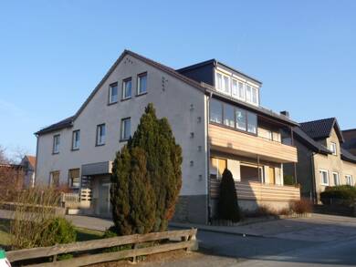 Haus zum Kauf provisionsfrei als Kapitalanlage geeignet 430.000 € 398 m² 977 m² Grundstück Voßheide Lemgo 32657