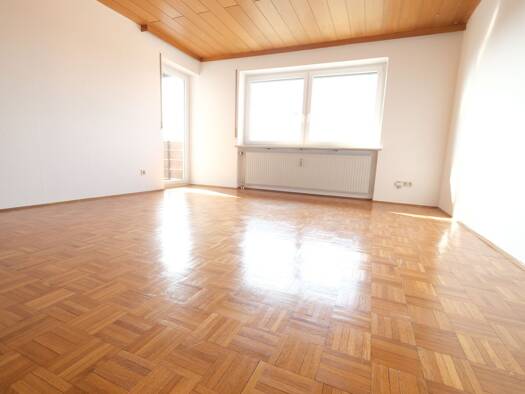 Wohnung zur Miete 780 € 3,5 Zimmer 86 m² 2. Geschoss frei ab sofort Deggendorf Deggendorf 94469