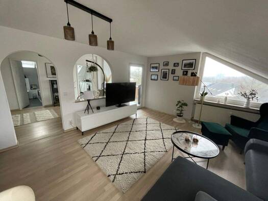 Wohnung zur Miete 1.350 € 3,5 Zimmer 94 m² Geschoss 3/3 frei ab 01.05.2026 Dornröschenweg Möhringen Stuttgart 70567