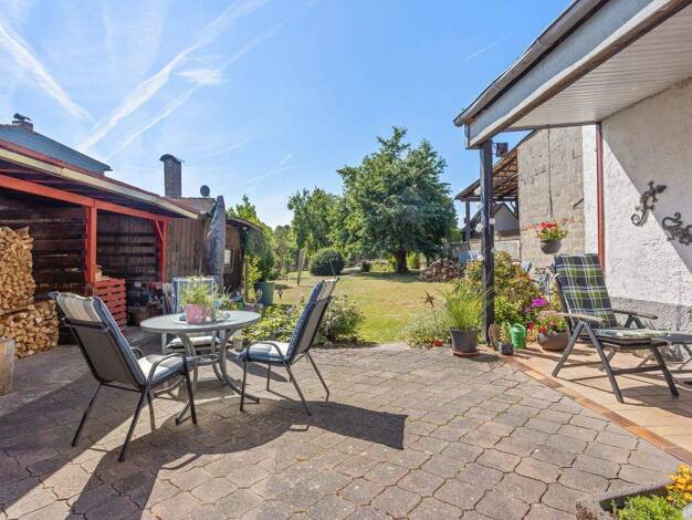 Mehrfamilienhaus zum Kauf 350.000 € 9 Zimmer 306 m² 936 m² Grundstück Langgöns 35428