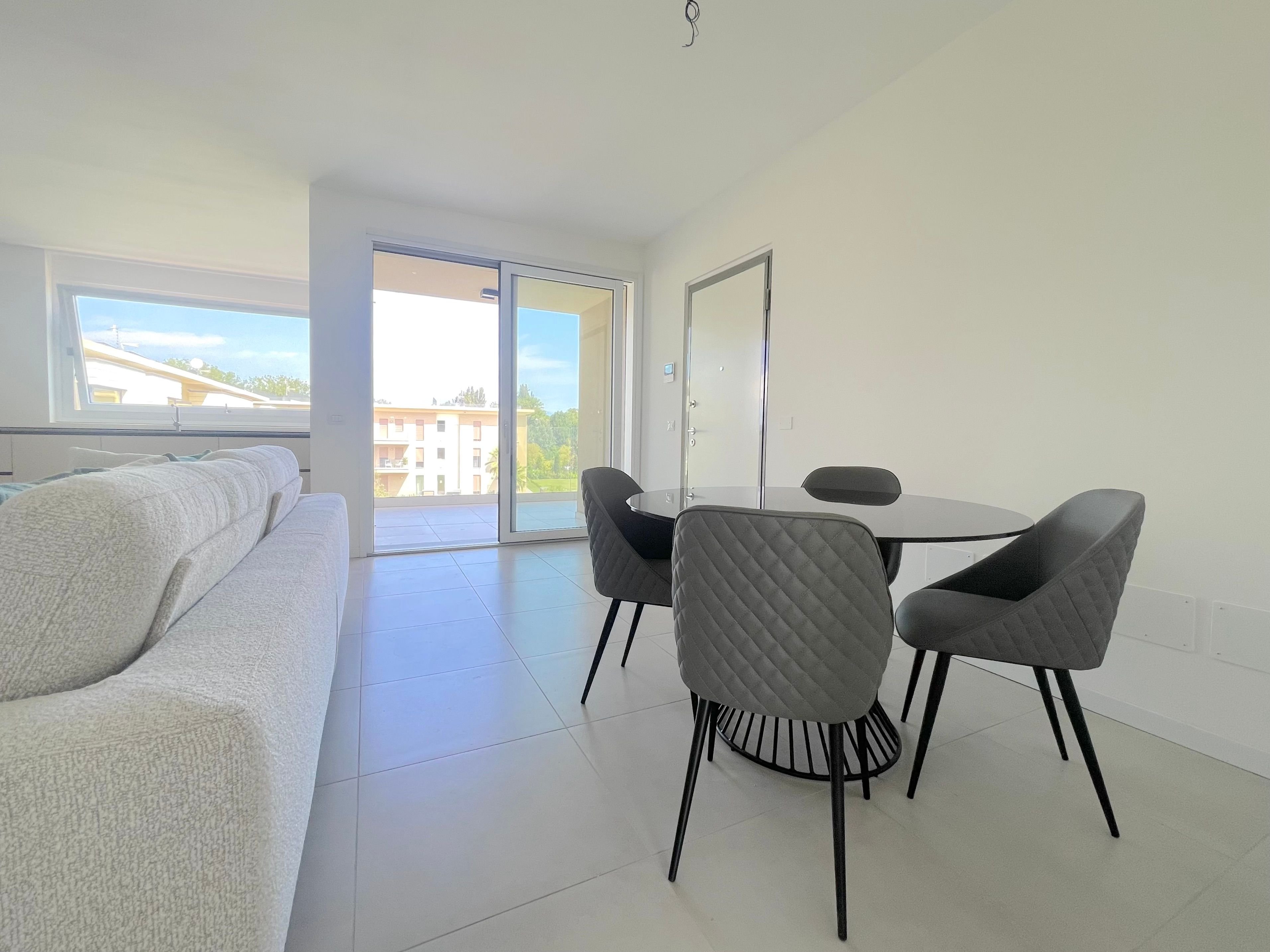 Penthouse zum Kauf provisionsfrei 493.000 € 3 Zimmer 148 m²<br/>Wohnfläche ab sofort<br/>Verfügbarkeit Desenzano del Garda 25015