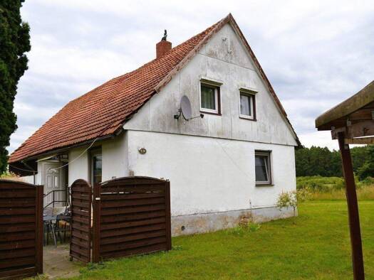 Bauernhaus zum Kauf 55.000 € 562 m² Grundstück Schwiggerow 4 Schwiggerow Hoppenrade 18292