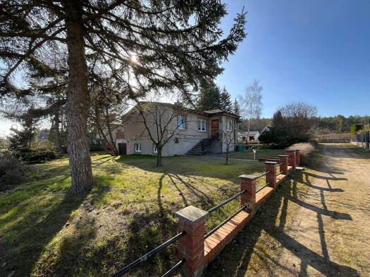 Einfamilienhaus zum Kauf 250.000 € 7 Zimmer 180 m² 1.003 m² Grundstück Warin 19417