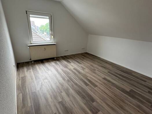 Wohnung zur Miete 423 € 3,5 Zimmer 65 m² Geschoss 2/2 frei ab 15.11.2026 Lüttringhausen Remscheid 42899