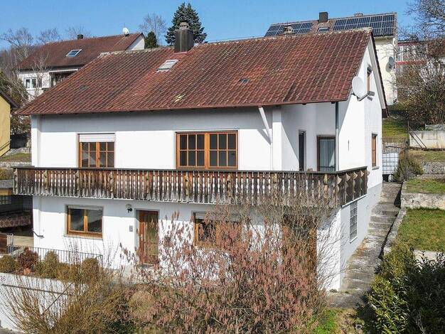 Einfamilienhaus zum Kauf 225.000 € 7,5 Zimmer 166,8 m² 616 m² Grundstück Zwiefalten 88529