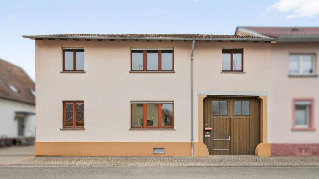 Mehrfamilienhaus zum Kauf 549.000 € 6,5 Zimmer 199 m² 1.122 m² Grundstück Linkenheim Linkenheim-Hochstetten 76351