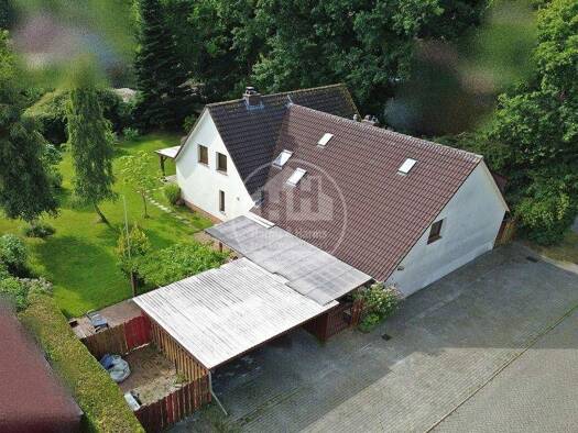 Einfamilienhaus zum Kauf 279.000 € 6 Zimmer 200 m² 1.035 m² Grundstück Innenstadt Aurich 26603