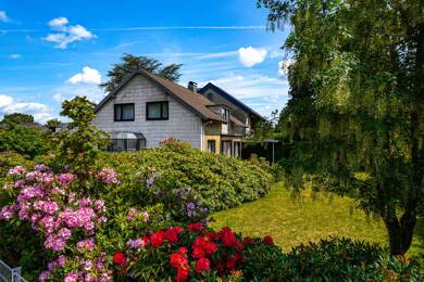 Einfamilienhaus zum Kauf 349.000 € 7 Zimmer 153 m² 760 m² Grundstück Westliche Höhe - St.-Gertrud Flensburg 24939