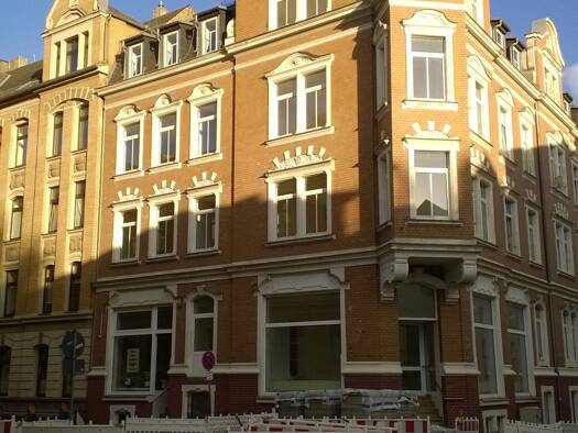 Wohnung zur Miete 350 € 3,5 Zimmer 80 m² Geschoss 3/3 frei ab 01.10.2026 Annenstraße 51 Stadtmitte Plauen 08523