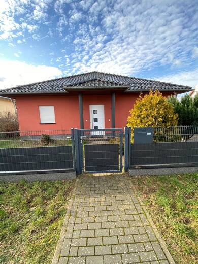Bungalow zum Kauf 670.000 € 5 Zimmer 126 m² 930 m² Grundstück frei ab sofort Rembrandtstraße 42 Fredersdorf-Nord Fredersdorf-Vogelsdorf 15370