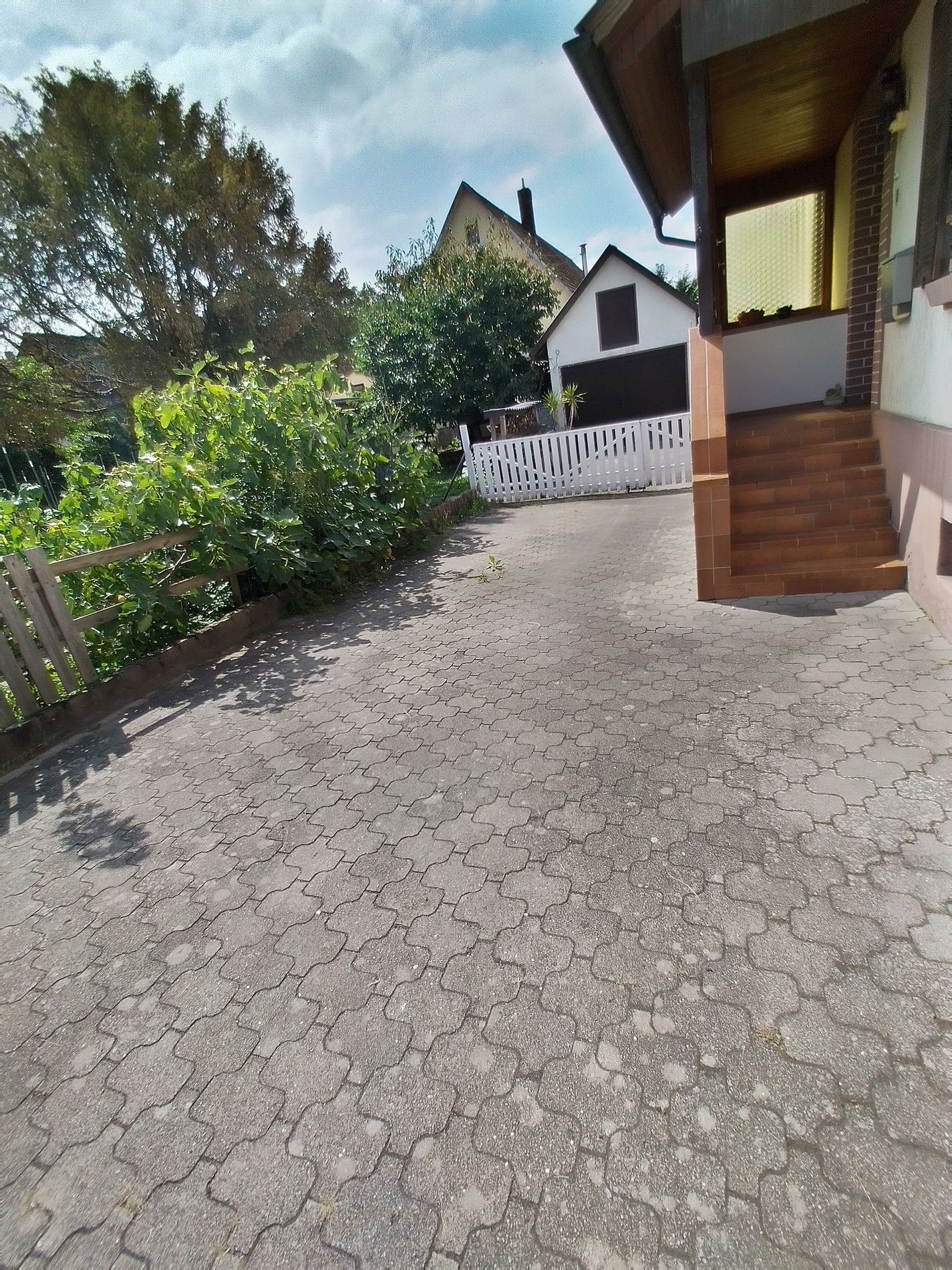 Haus zum Kauf 369.000 € 5 Zimmer 120 m²<br/>Wohnfläche 643 m²<br/>Grundstück Steinmauern 76479