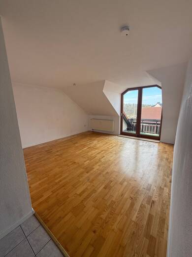 Wohnung zur Miete 450 € 3 Zimmer 74 m² Geschoss 3/3 frei ab 01.06.2025 Waldheim Waldheim 04736