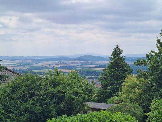 Einfamilienhaus zum Kauf 255.000 € 6 Zimmer 176,7 m² 1.057 m² Grundstück Niedenstein 34305