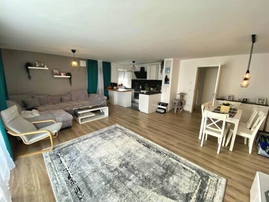 Wohnung zur Miete 1.365 € 3 Zimmer 80 m² 1. Geschoss frei ab 01.02.2026 Neufahrn 85375