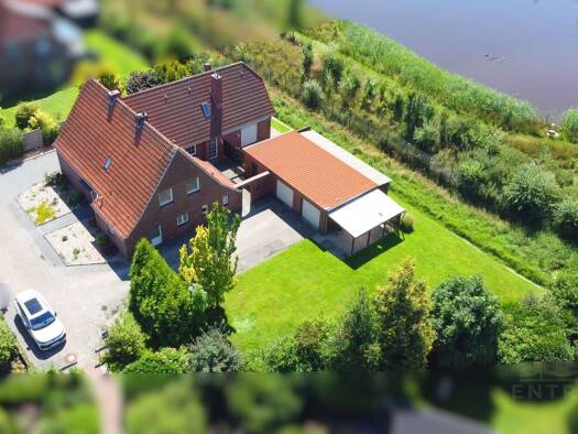 Mehrfamilienhaus zum Kauf 339.000 € 8 Zimmer 240 m² 999 m² Grundstück Wiesederfehn Wiesmoor 26639
