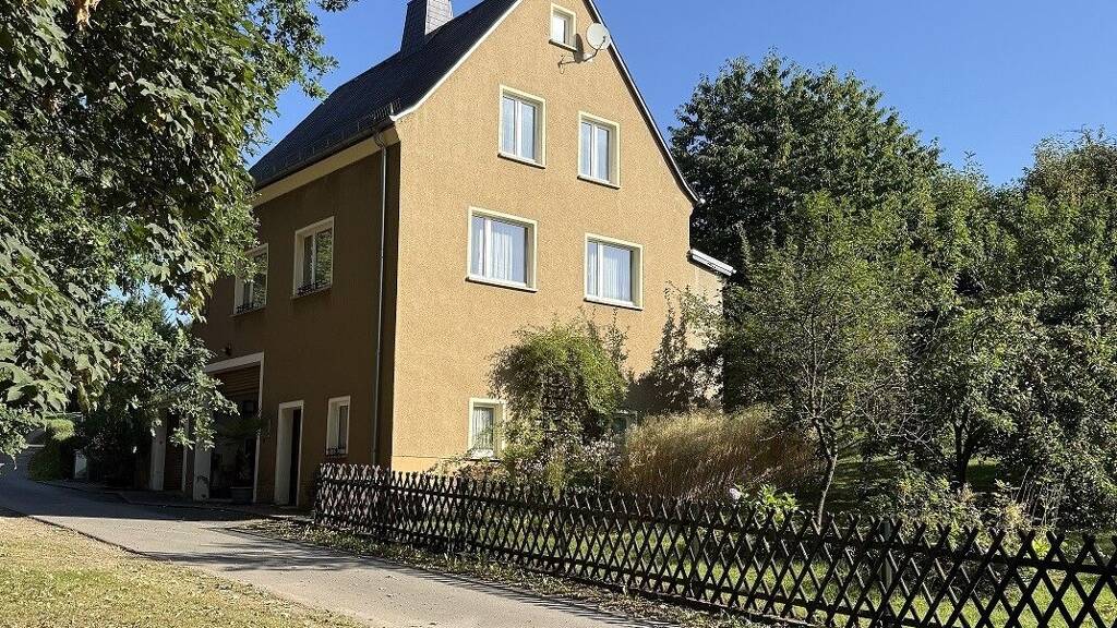 Einfamilienhaus zum Kauf 210.000 € 129,7 m² 1.572 m² Grundstück Innenstadt Gera 07548