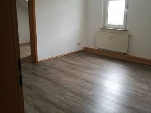 Wohnung zur Miete 435 € 4 Zimmer 63 m² 2. Geschoss Ernst-Thälmann-Straße 6 Kahla 07768
