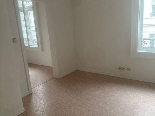 Wohnung zur Miete 530 € 1 Zimmer 35,3 m² frei ab sofort Wiesbaden 65183