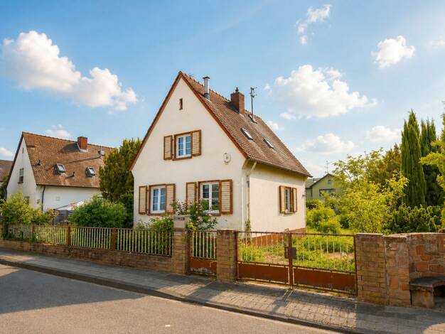 Grundstück zum Kauf 350.000 € 697 m² Grundstück Neuhofen 67141