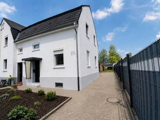 Reihenendhaus zum Kauf provisionsfrei 184.900 € 3 Zimmer 81 m² 459 m² Grundstück Cleffstaße 27a Eigen Bottrop 46240
