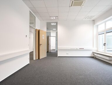 Bürofläche zur Miete 6,50 € 1.934,8 m² Bürofläche teilbar ab 512 m² Kimplerstraße 278-296 Fischeln - West Krefeld 47807