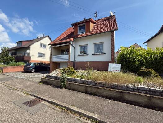Einfamilienhaus zum Kauf 289.000 € 5 Zimmer 112 m² 593 m² Grundstück frei ab sofort Aglasterhausen Aglasterhausen 74858