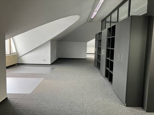 Bürogebäude zur Miete 2.260 € 3 Zimmer 226 m² Bürofläche Metternich Koblenz 56072