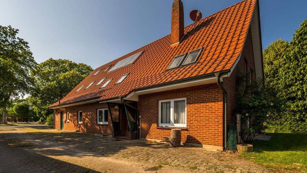 Mehrfamilienhaus zum Kauf 570.000 € 8 Zimmer 242,1 m² 2.026 m² Grundstück Debstedt Geestland-Debstedt 27607
