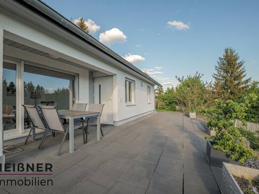 Bungalow zum Kauf als Kapitalanlage geeignet 168.000 € 3 Zimmer 56 m² 1.817 m² Grundstück Suhl Suhl 98528