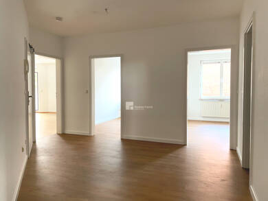 Wohnung zur Miete 750 € 3 Zimmer 71,7 m² 2. Geschoss frei ab 01.06.2025 Weststadt Schwerin 19059