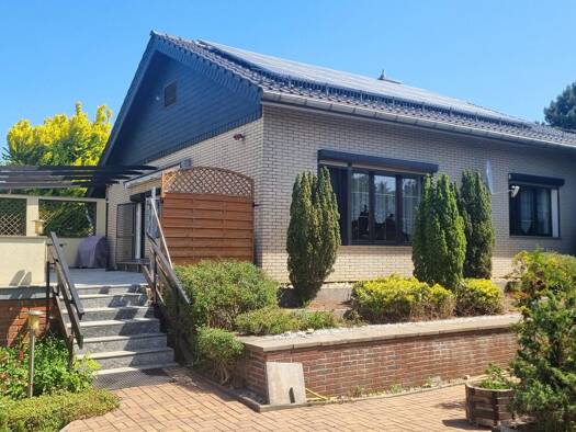 Einfamilienhaus zum Kauf 549.000 € 4 Zimmer 95 m² 1.898 m² Grundstück Gohlis Ortschaft Cossebaude 01156