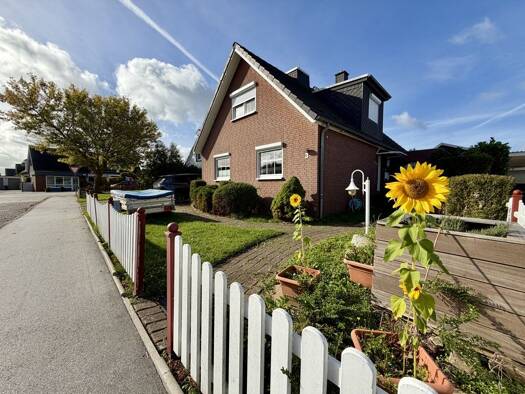 Einfamilienhaus zum Kauf 588.000 € 4 Zimmer 154 m² 527 m² Grundstück Travemünde Lübeck 23570