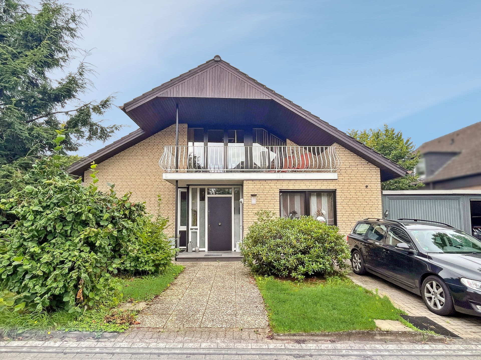 Einfamilienhaus zum Kauf 529.000 € 5 Zimmer 140 m²<br/>Wohnfläche 517 m²<br/>Grundstück 01.12.2024<br/>Verfügbarkeit Weststadt 27 Osnabrück 49078