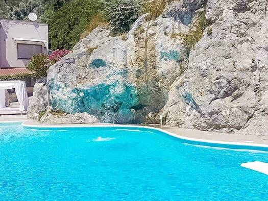 Haus zum Kauf 4.200.000 € 1.850 m² Sarno 84087