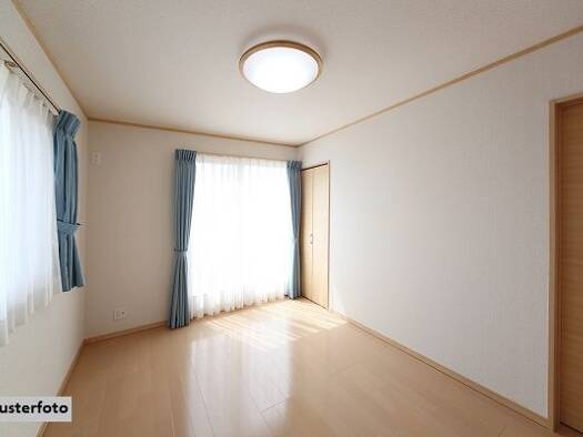 Doppelhaushälfte zum Kauf 153.000 € 4 Zimmer 147 m² 194 m² Grundstück Kalkkuhl Gummersbach 51647
