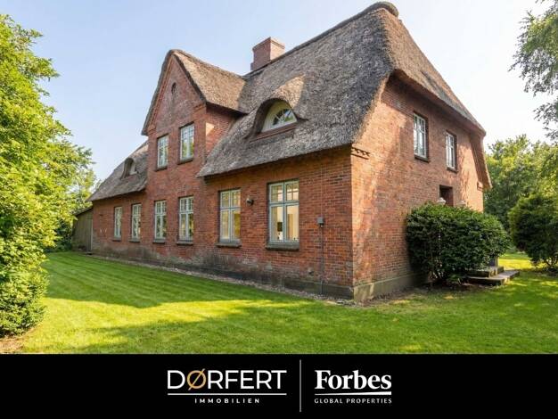 Bauernhaus zum Kauf 695.000 € 5 Zimmer 230 m² 15.000 m² Grundstück Neukirchen Neukirchen 25927