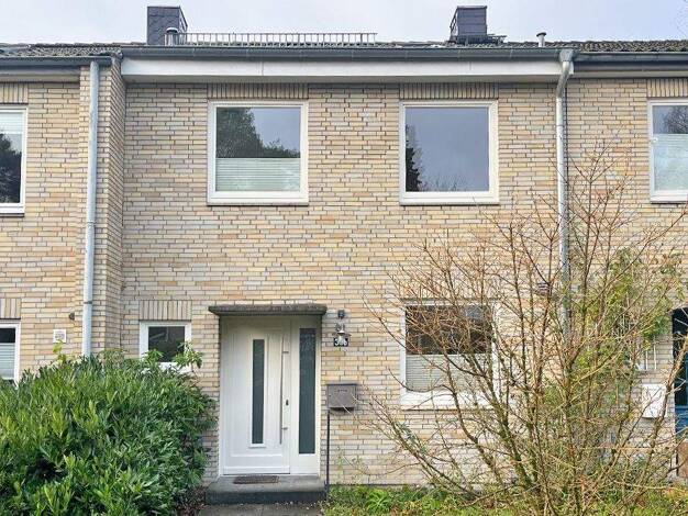 Reihenmittelhaus zur Miete 2.050 € 4 Zimmer 114 m² 220 m² Grundstück Volksdorf Hamburg 22359