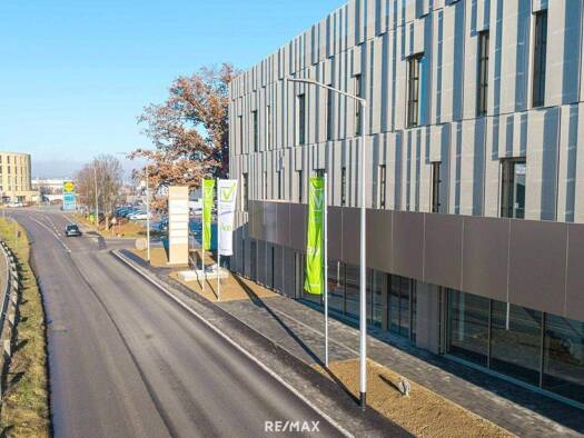 Praxis zum Kauf - Erstbezug provisionsfrei 1.330.000 € 8 Zimmer 235 m² Bürofläche Druckereistr. Gmunden 4810