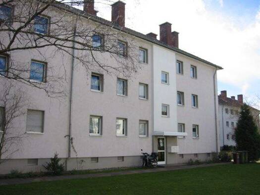 Wohnung zur Miete nur mit Wohnberechtigungsschein 170 € 1,5 Zimmer 29,8 m² 2. Geschoss frei ab 15.04.2026 Stralsunder Straße 15 Niederpleis Sankt Augustin 53757