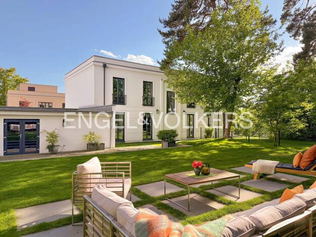 Einfamilienhaus zum Kauf 1.790.000 € 6 Zimmer 276 m² 964 m² Grundstück Groß Glienicke Potsdam 14476